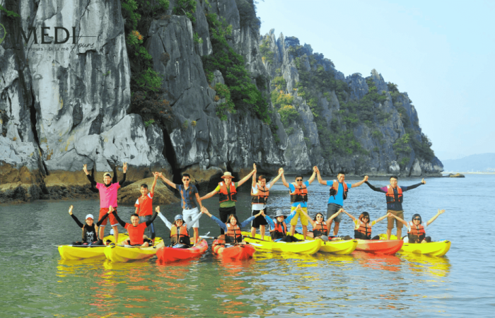 tour-sup-kham-pha-vinh-lan-ha-vinh-ba-trai-dao-1-ngay-r2cxv2ymksoaz87h4csay0ishis3e1ayiv5m4xz14g