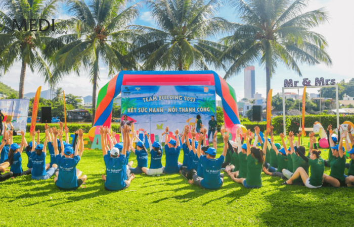 tour-team-building-nghi-duong-tai-v-resort-hoa-binh-2n1d-820x520